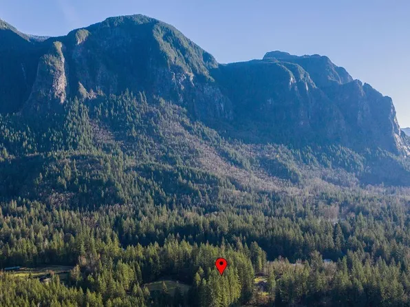 7003 N Fork Rd SE, Snoqualmie, WA 98065