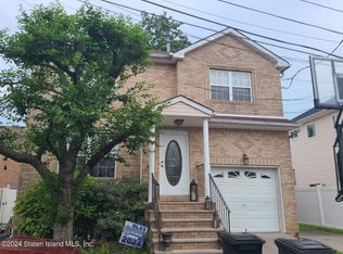 24 Ferguson Ct, Staten Island, NY 10307