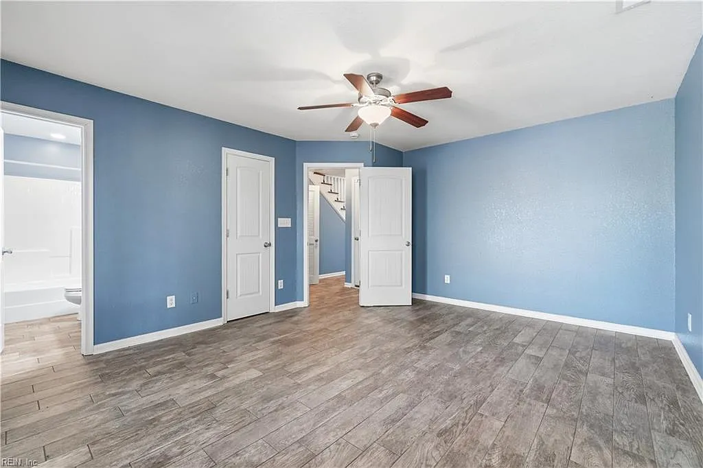 3 bed, 3.5 bath, 2163 sqft, $3,200 — Photo 3