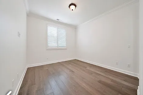 5 bed, 3522 sqft, $1,600 — Photo 2