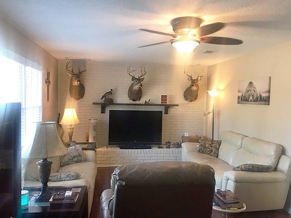 5th image of 105 Sherwood Ct