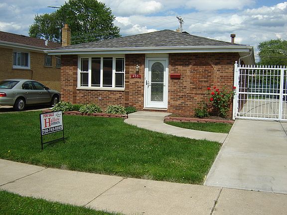2nd image of 455 Mackinaw Ave