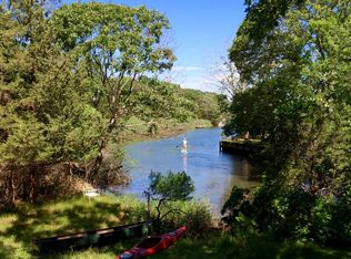 6 Kings Point Rd, East Hampton, NY 11937