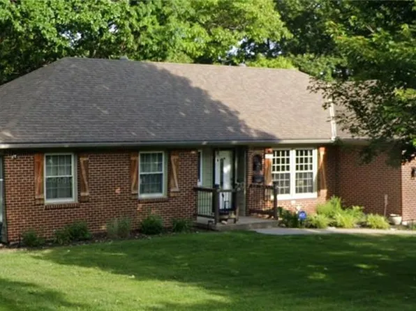10616 Oak St, Kansas City, MO 64114