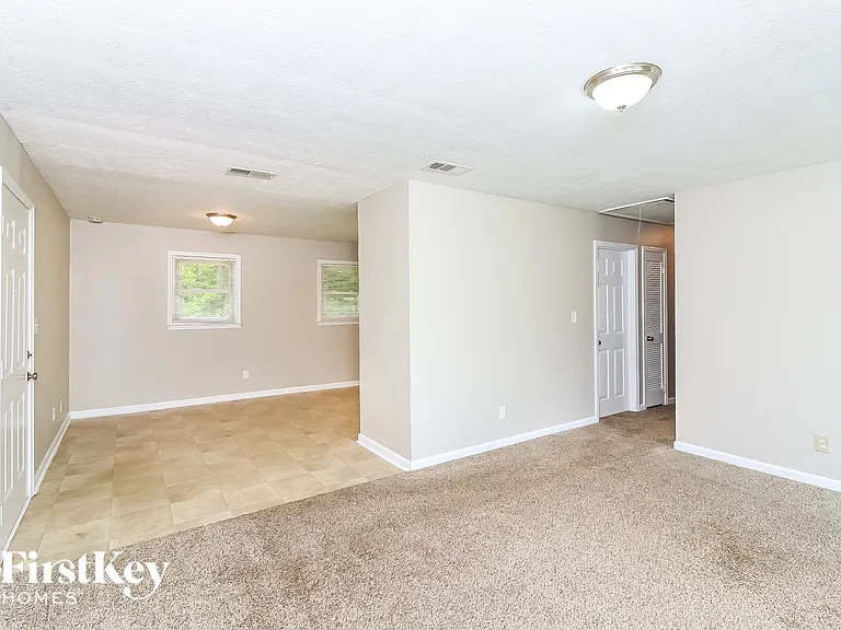 4008 Jody Cir — Photo 4
