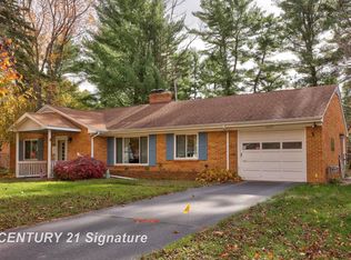 4889 Indian Trl, Saginaw, MI