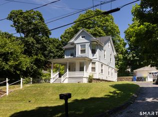 33 Maplewood Street, Waterbury, CT 06708