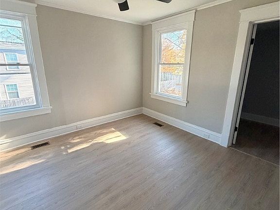5th image of 3109 5th Ave