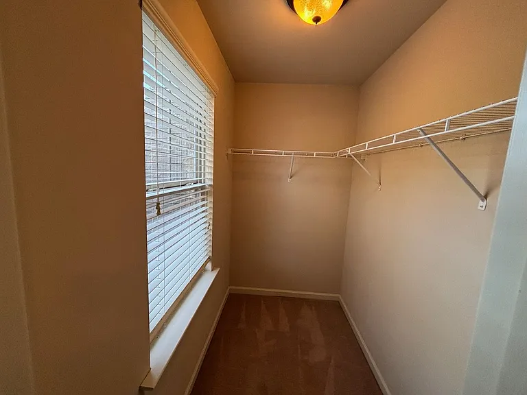1322 Ingersoll Dr — Photo 25
