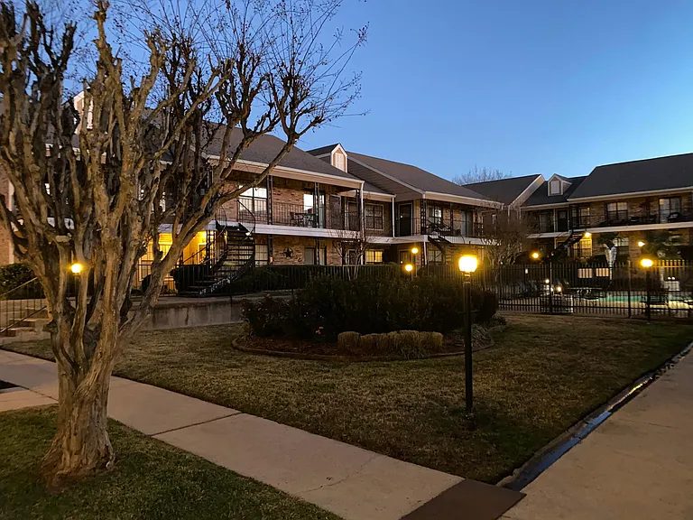 400 W South Town Dr #107 — Photo 43