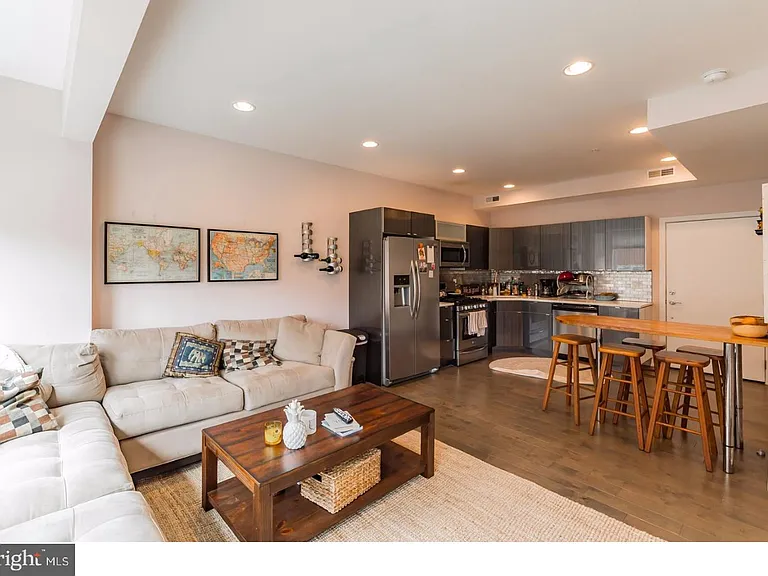 1701 South St #2 — Photo 2
