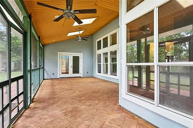 1306 Woodmere Dr — Photo 26