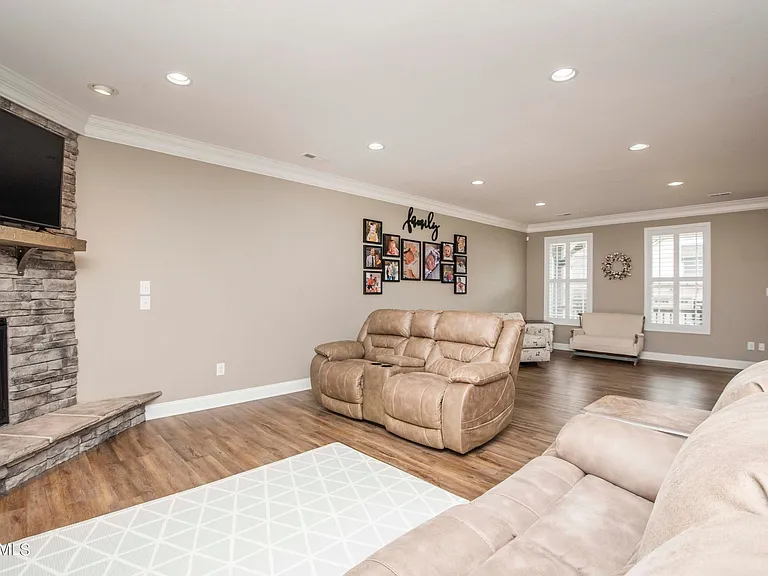 2021 Highlands Ridge Ln — Photo 8