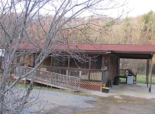 700 Old Balsam Rd, Waynesville, NC 28786