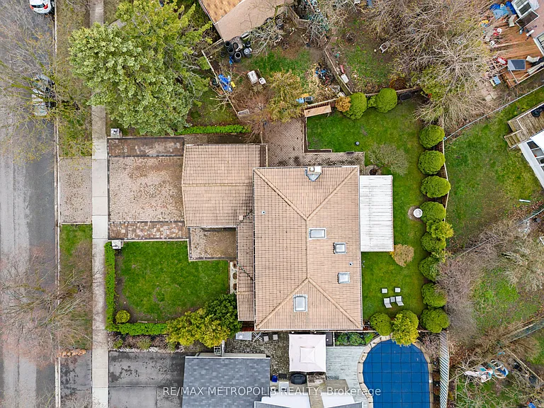 754 Eyer Dr #UPPER — Photo 10