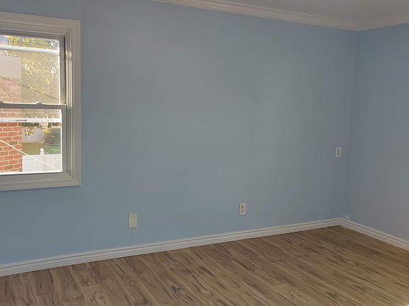 2nd image of 3 Buffalo St