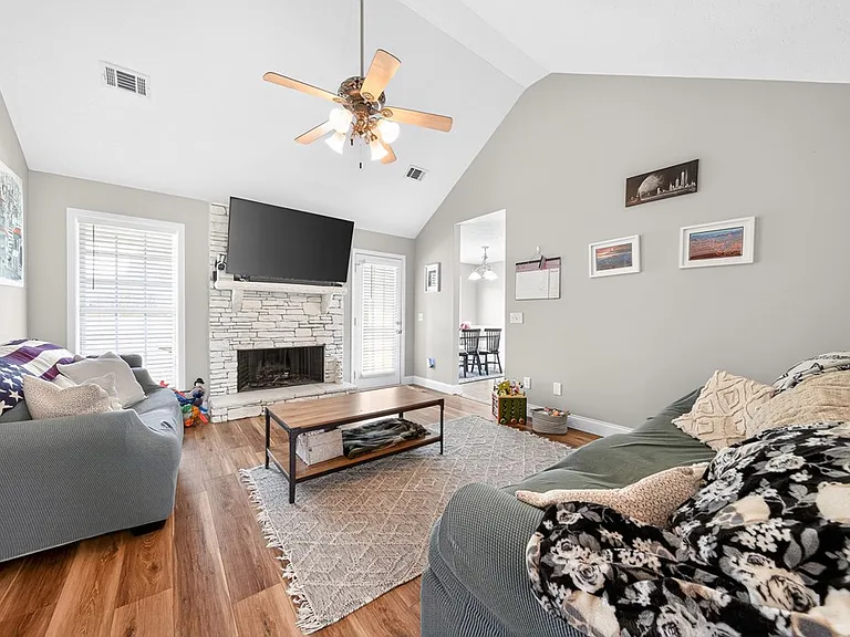 409 Lee Road 2141 — Photo 5