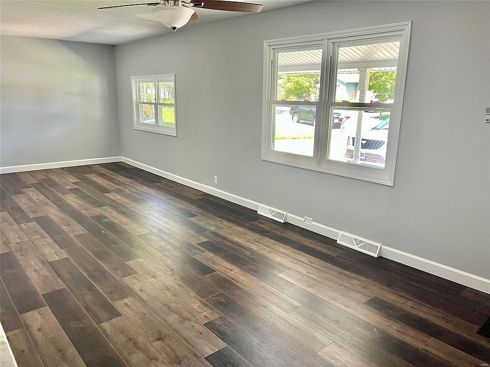 601 Clarence Dr, Saint Charles, MO 63301 MLS 23047328 Zillow