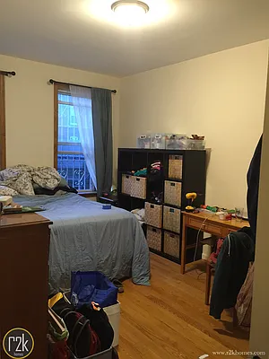 Rented by Realty 2000 Corp | media 34