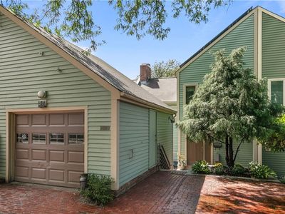 33 Pratt St, Providence, RI, 02906