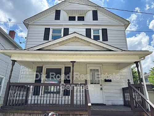 112 Heaton Ave Photo 1