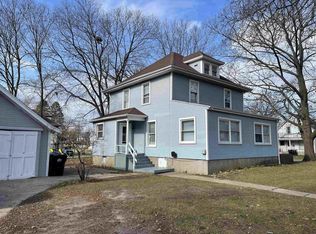 904 Portland Ave, Beloit, WI 53511