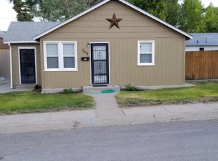 712 Alder St, Rawlins, WY 82301