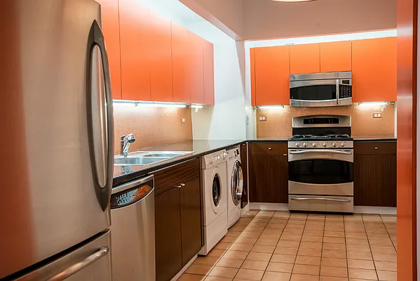Rented by Level Group | media 12