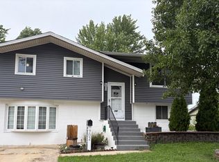 702 Union Ave, Romeoville, IL 60446