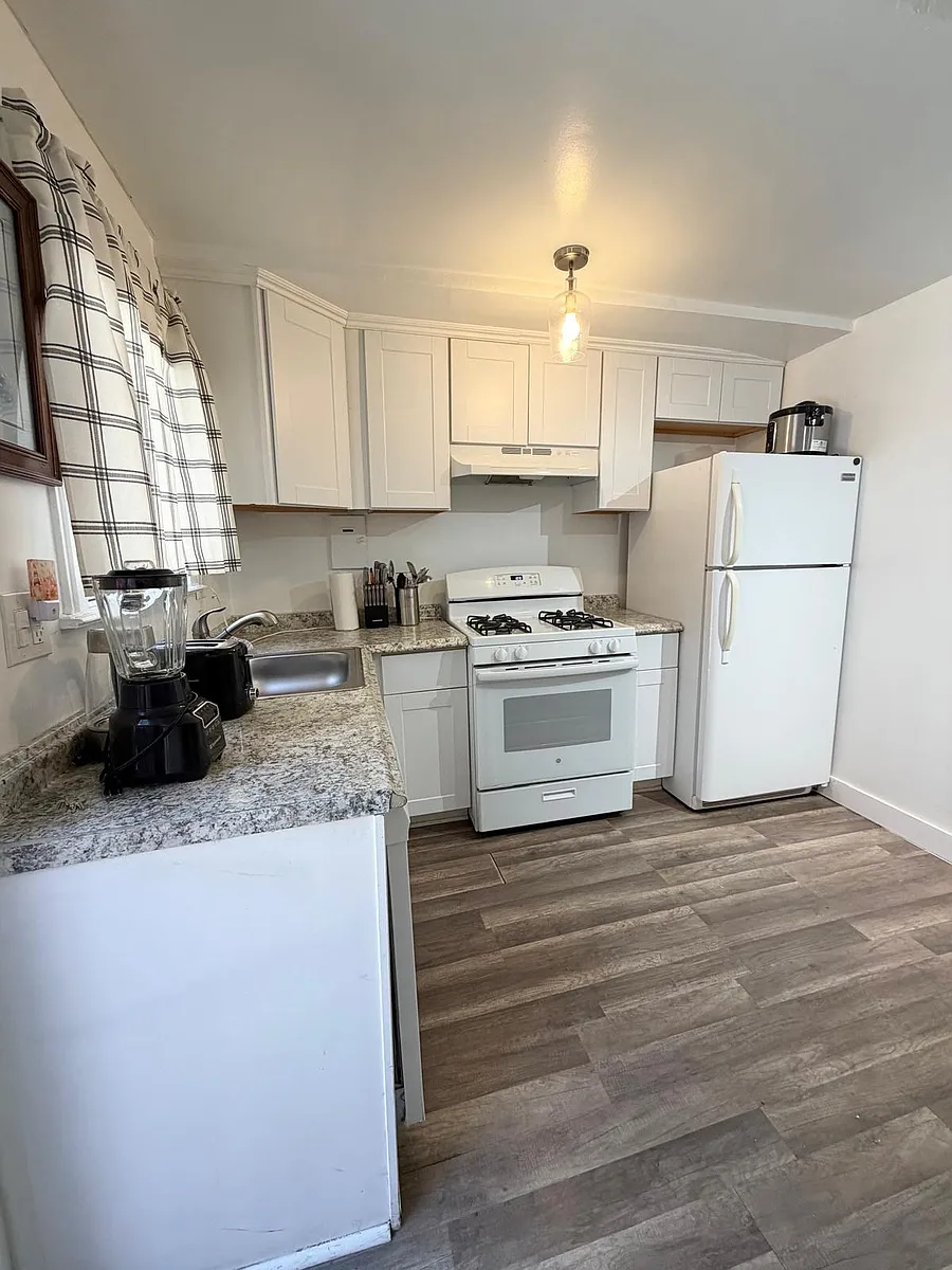 Building Photo - 6026 Barton Ave #1/2