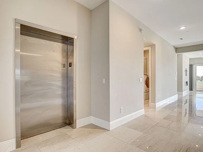 9133 Las Manaitas Ave #302 — Photo 4