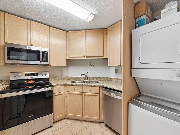 195 N Harbor Dr #1606 — Photo 16