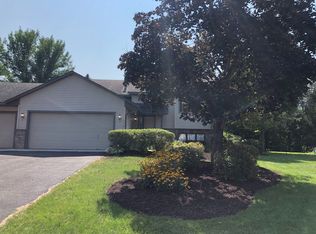 816 Bluff View Cir, Jordan, MN 55352