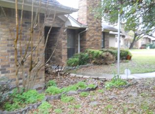 646 Saint Charles Ct, Arlington, TX 76013