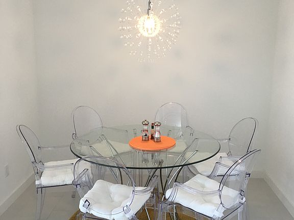 5th image of 4250 Biscayne Blvd APT 818