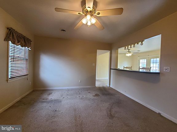 5th image of 147 Prince Georges Dr