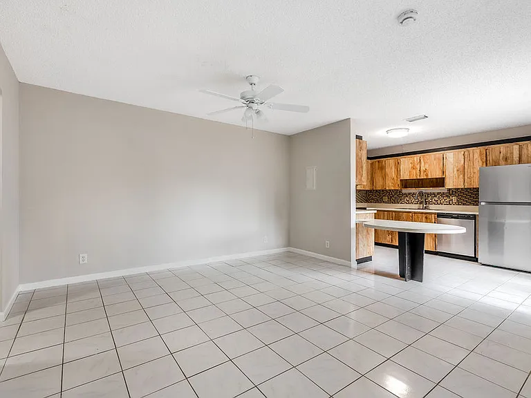 1761 N Congress Ave — Photo 6