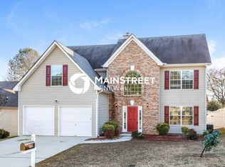 250 Shadowbrooke Dr, Loganville, GA 30052