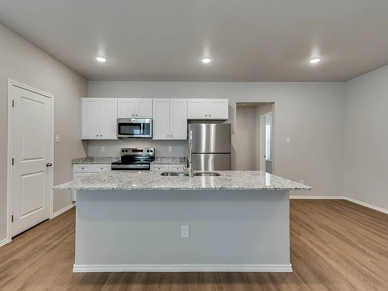 8213 E County Road 111 — Photo 6