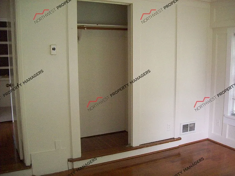 1767 SW Snively Ave — Photo 5