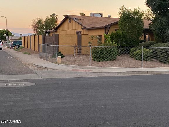 2nd image of 8127 W CAMPBELL Avenue