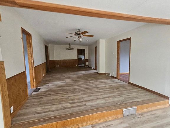 2nd image of 203 Euclid Ave