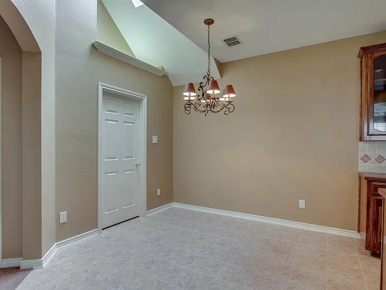 224 Heatherwood Dr — Photo 13