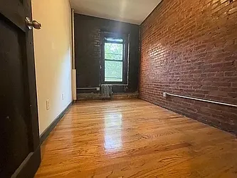 Rented by PocketBroker Inc