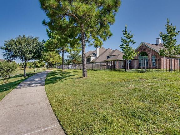 4th image of 2716 Ravens Creek Dr