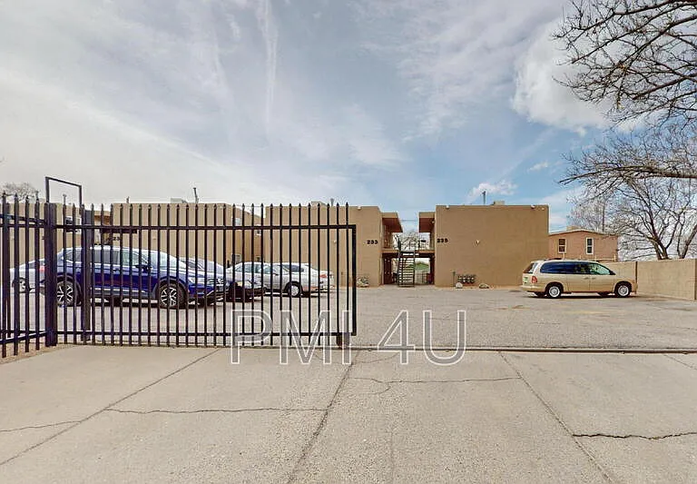 227 Tennessee St NE #A — Photo 2
