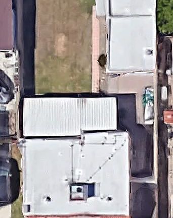 2nd image of 1669 E 65th St