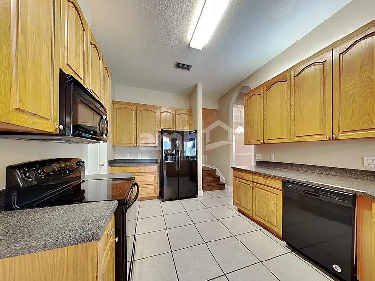 11525 Andy Dr — Photo 4