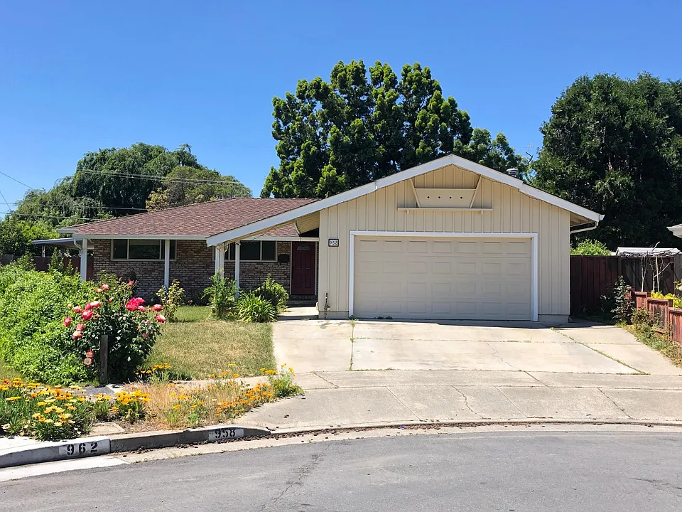 958 Durlane Ct