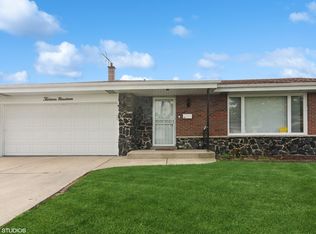 1319 E 169th St, South Holland, IL 60473